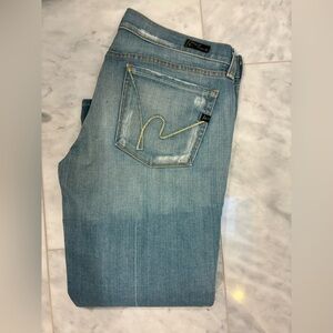 Women's Citizens of humanity Kelly 063 cropped low rise jeans.  Size 32.